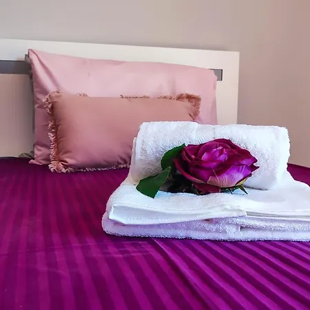 Casa Gina, With Views To Bay *