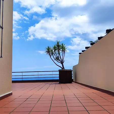 Casa Gina, With Views To Bay Сasa de vacaciones