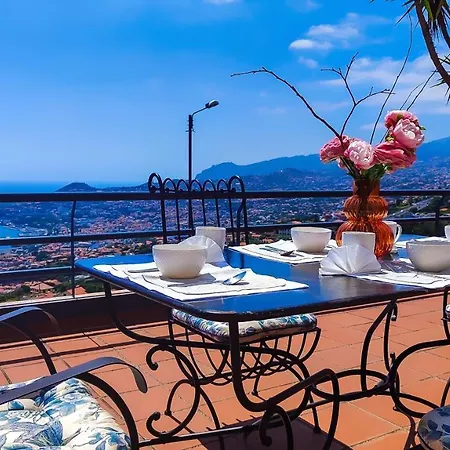 Holiday home Casa Gina, With Views To Bay *