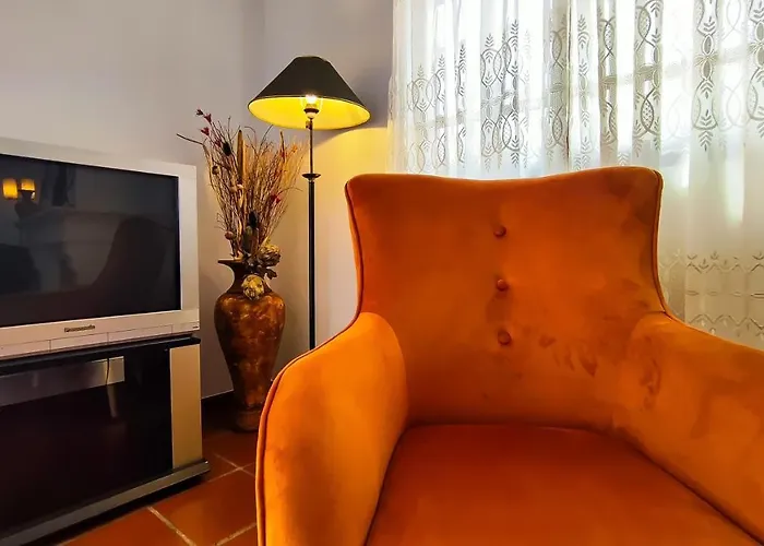 Casa Gina, With Views To Bay Funchal (Madeira)